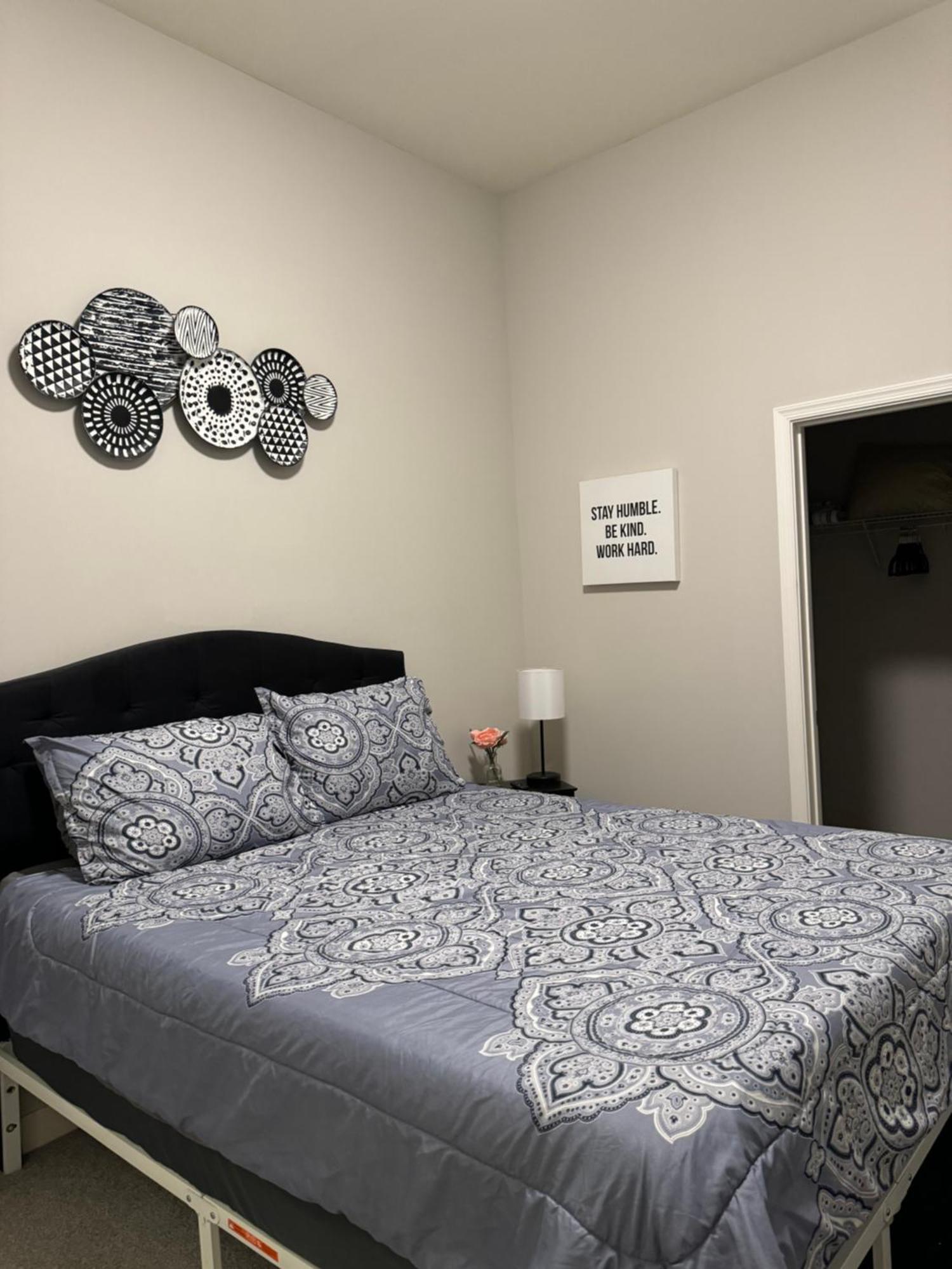 Beautiful Condo/Rooftop Patio With Free Parking Cleveland Exterior foto